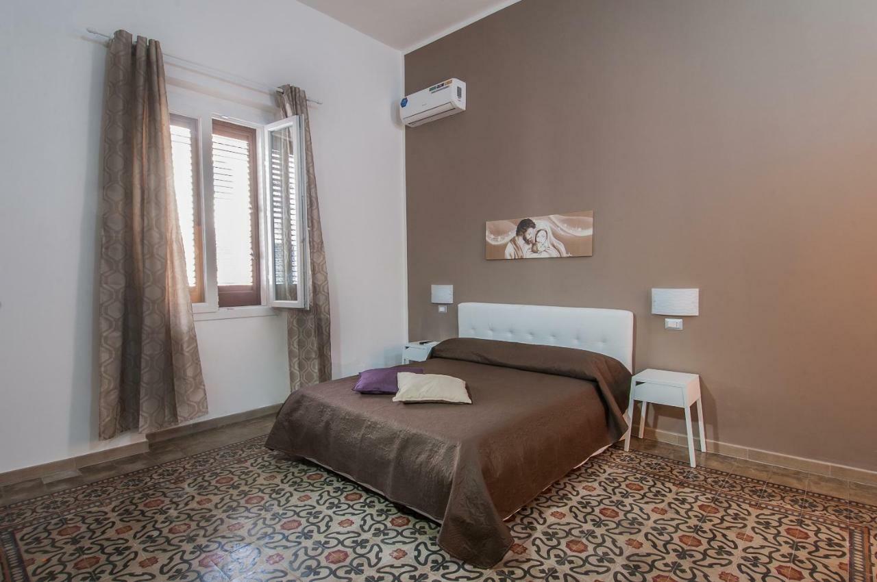 Casa Genna Hotel Isola delle Femmine Exterior photo